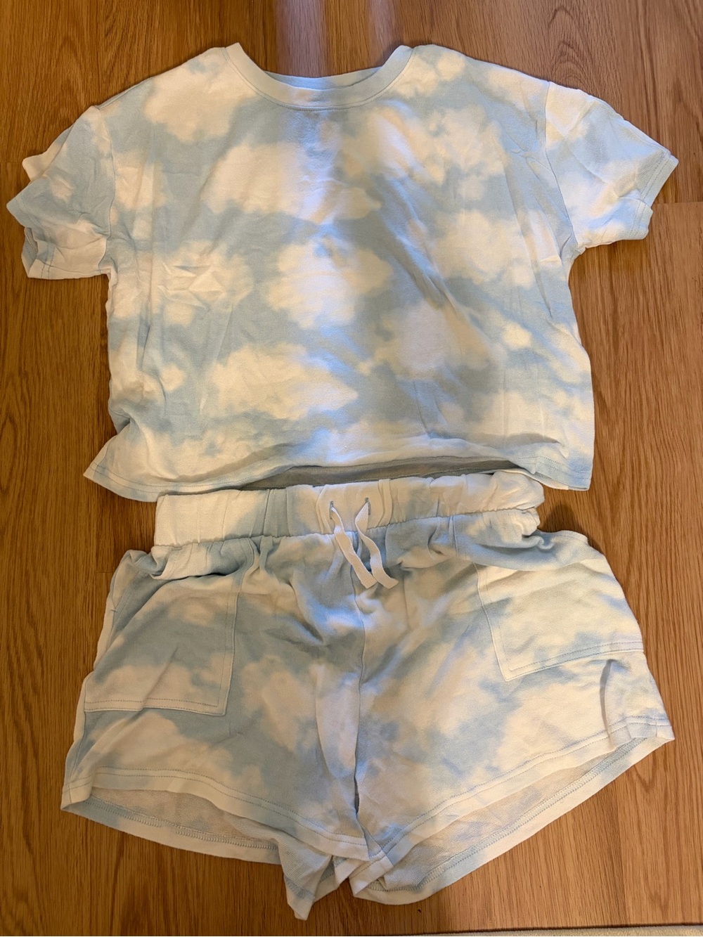 Old Navy Sunday Sleep Cloud Tie-Dye Short Pajama Set - Light Blue & White